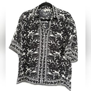 Max Studio Women's Blouse Short Sleeve Button Up Black And White Floral